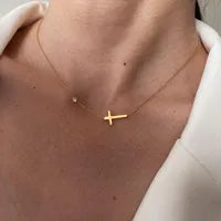 Cruz y diamante